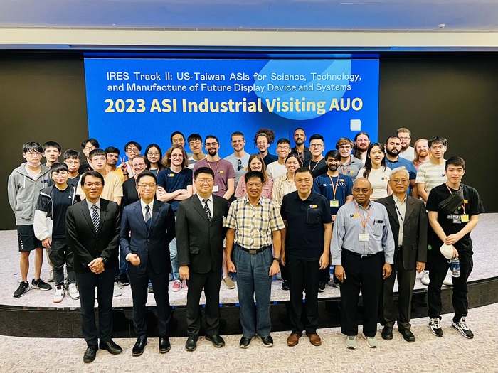 Fourteen graduate students from various American universities participated in a joint program funded by the U.S. National Science Foundation (NSF) and visited Taipei Tech from July 13th to 19th