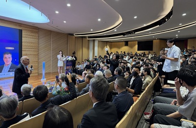 Nobel Laureates and Turing Award Winner