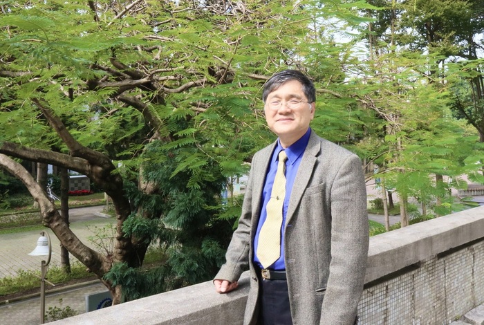 Hu Shih-cheng, Taipei Tech Distinguished Professor, received the 2023 National Award for Industry-Academic Cooperation presented by the Ministry of Education