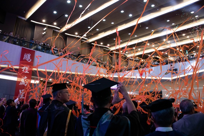 Over two thousand graduates of Taipei Tech were presented with their diplomas during the commencement ceremony