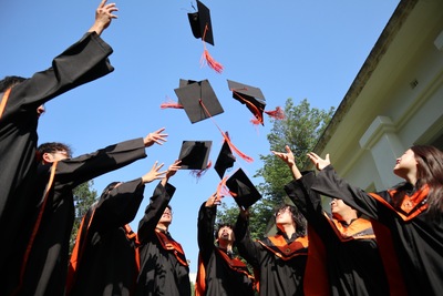 Taipei Tech Confers Honorary Doctorate and Alumni Awards at 2025 Commencement Ceremony