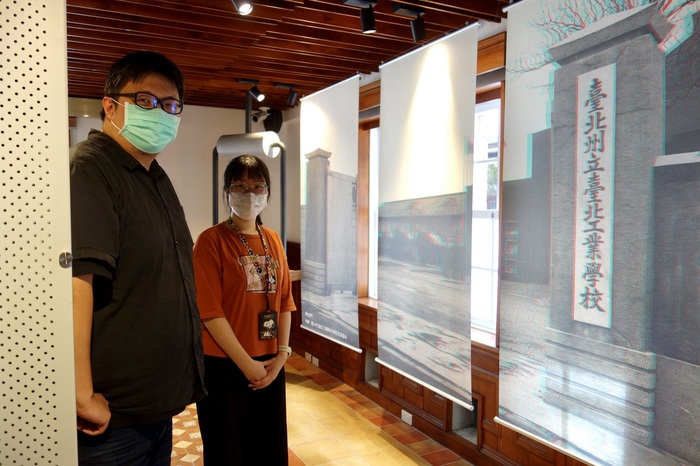 To celebrate Taipei Tech’s 110th anniversary, Taipei Tech Library and the Department of Cultural Vocation Development curated the Ancient Yearbook Exhibition to display precious old yearbooks from the Industrial Institute period